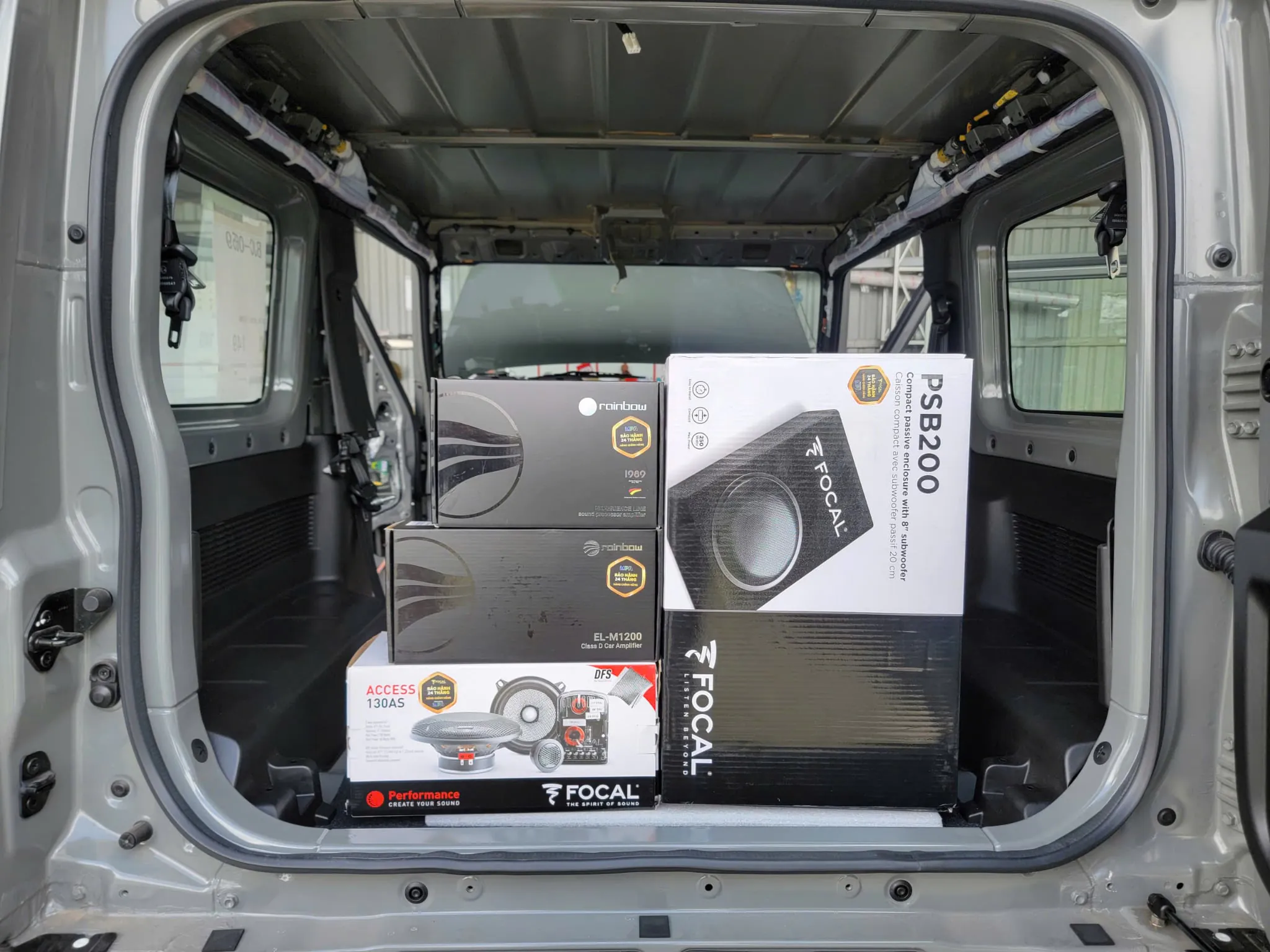 Suzuki Jimny lắp đặt hệ thống âm thanh 40tr