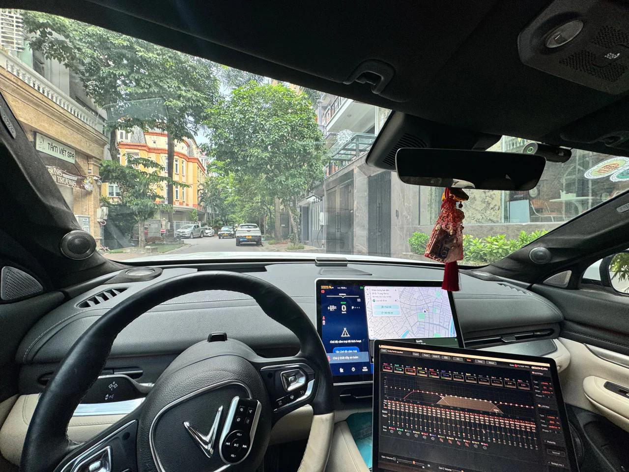 Mình tự tune trên xe Vinfast VF9