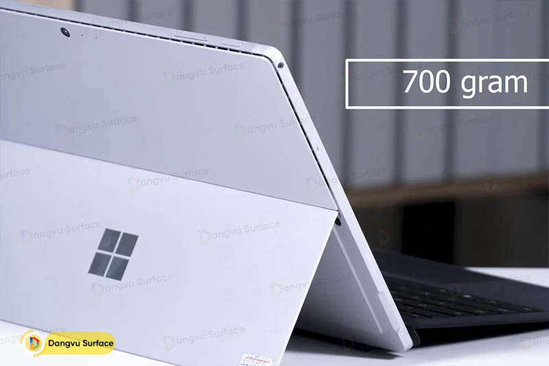 Mỏng nhẹ là tiêu chí không thế nhắc tới ở Surface Pro 7