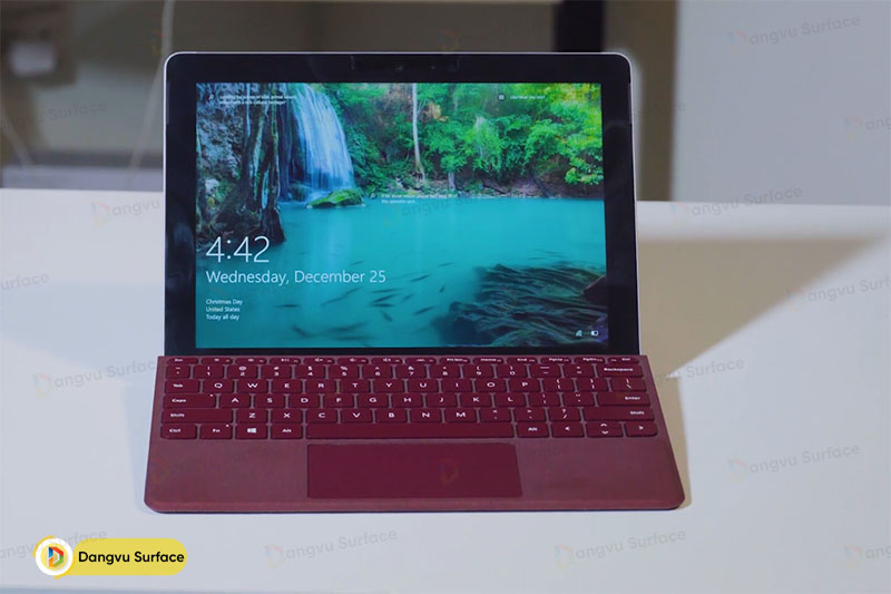 Xét về độ mỏng nhẹ thì không có dòng máy nào địch nổi Surface Go