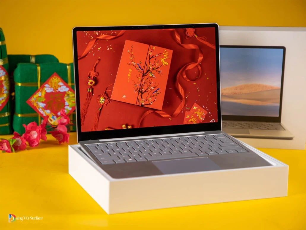 Năm con trâu, mua Surface Laptop Go ở đâu