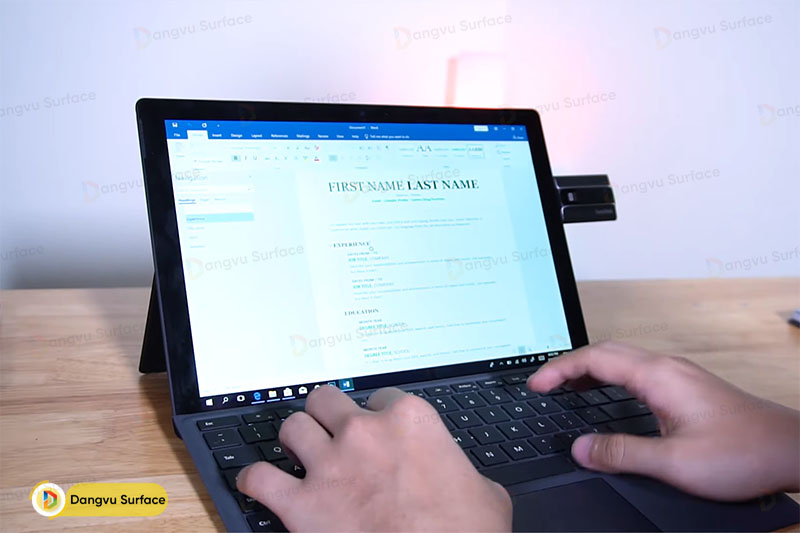 Các ứng dụng văn phòng làm việc thoải mái trên Pro 6
