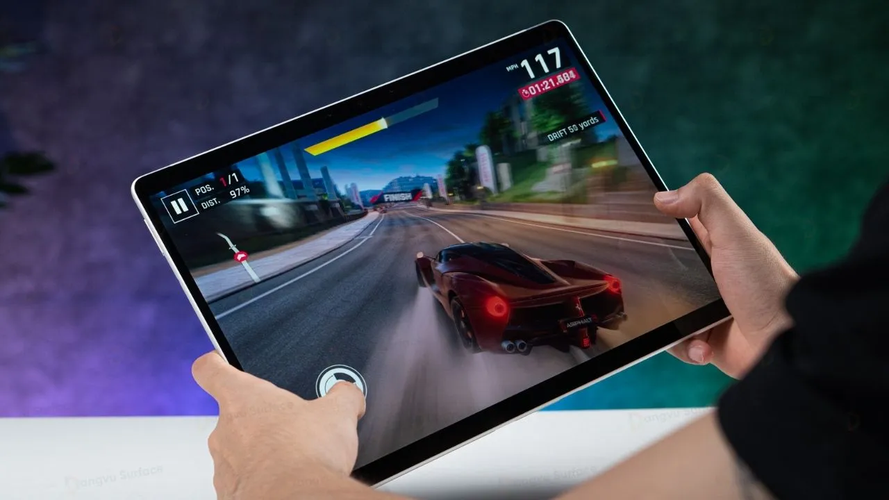 Chơi game mượt mà trên Pro gen 9