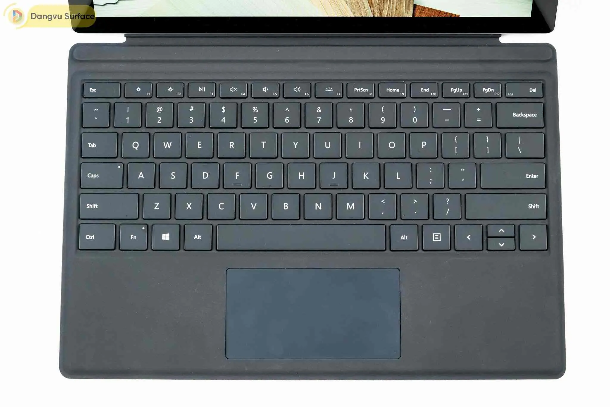 Bàn phím Type Cover gõ nhanh và chính xác