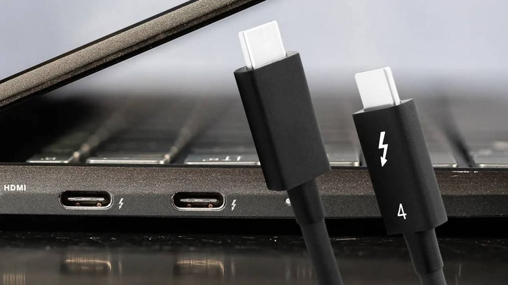 Thunderbolt 4 có thể hỗ trợ đồng thời một màn hình 8K hoặc hai màn hình 4K