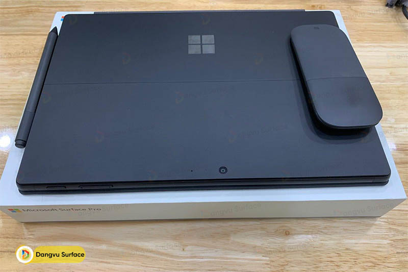 Tích hợp bút Surface Pen sẽ thành 1 quyển số ghi chú đích thực