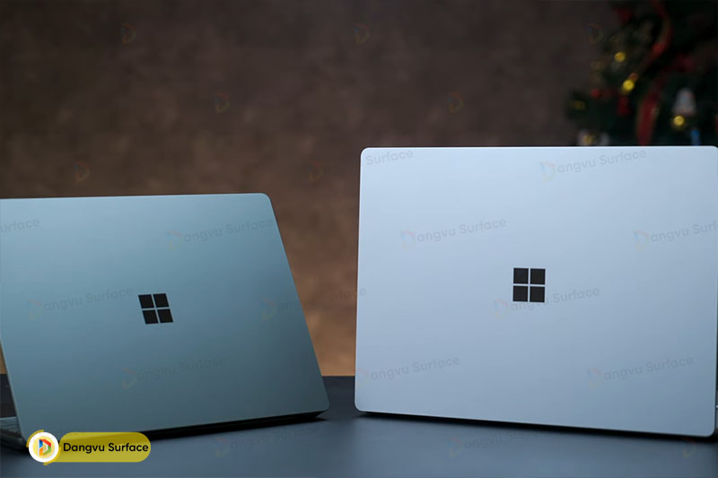 Phiên bản thu nhỏ là Surface Laptop Go