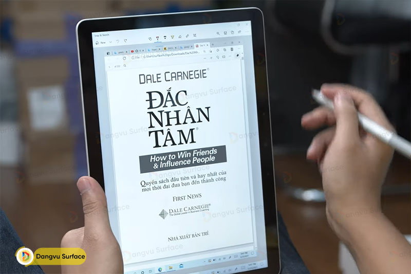 Một chiếc laptop travel hiệu quả