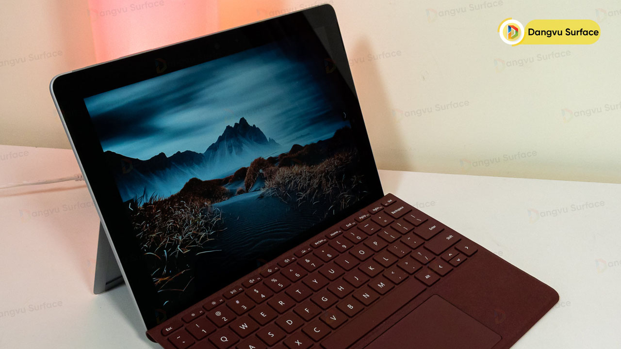 Surface Go Với IPad Nên Mua Máy Tính 10inch Nào Cho Học Sinh