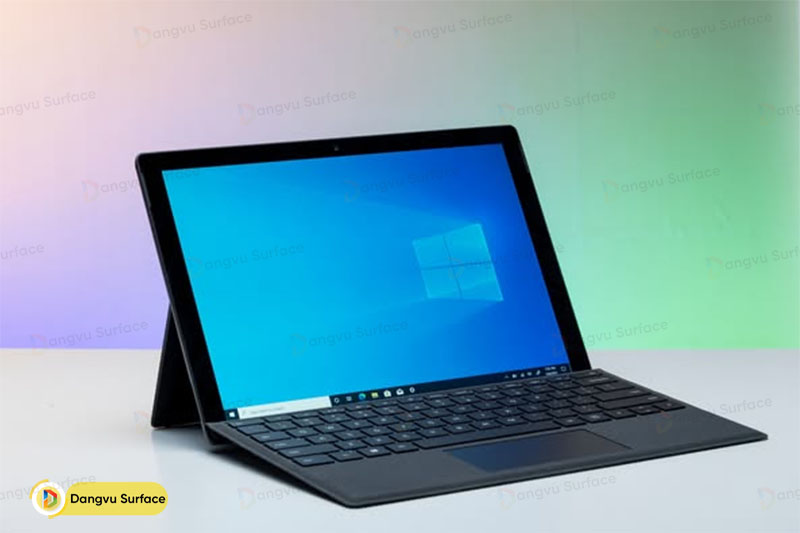 Pro 6 sử dụng hệ điều hành Windows 10. Tối ưu hiệu năng hơn hẳn những dòng máy khác.