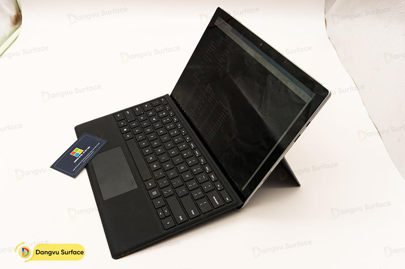Surface Pro 6- Chiếc Laptop 2in1 nổi bật nhất thời điểm hiện tại