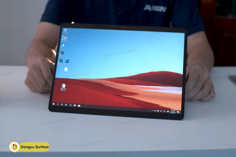Chi tiết chiếc máy đình đám tới từ nhà Surface- Surface Pro X