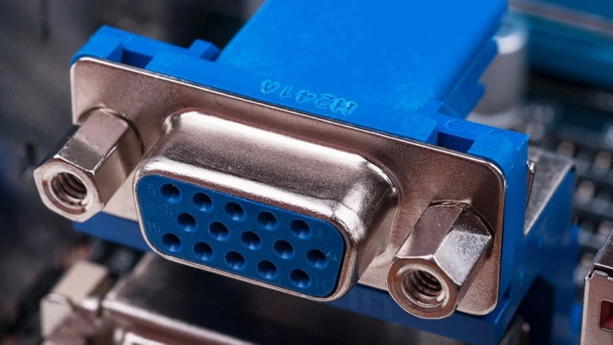 VGA (Video Graphics Array) đã từng là chuẩn kết nối hiển thị quen thuộc trên máy tính, màn hình và máy chiếu