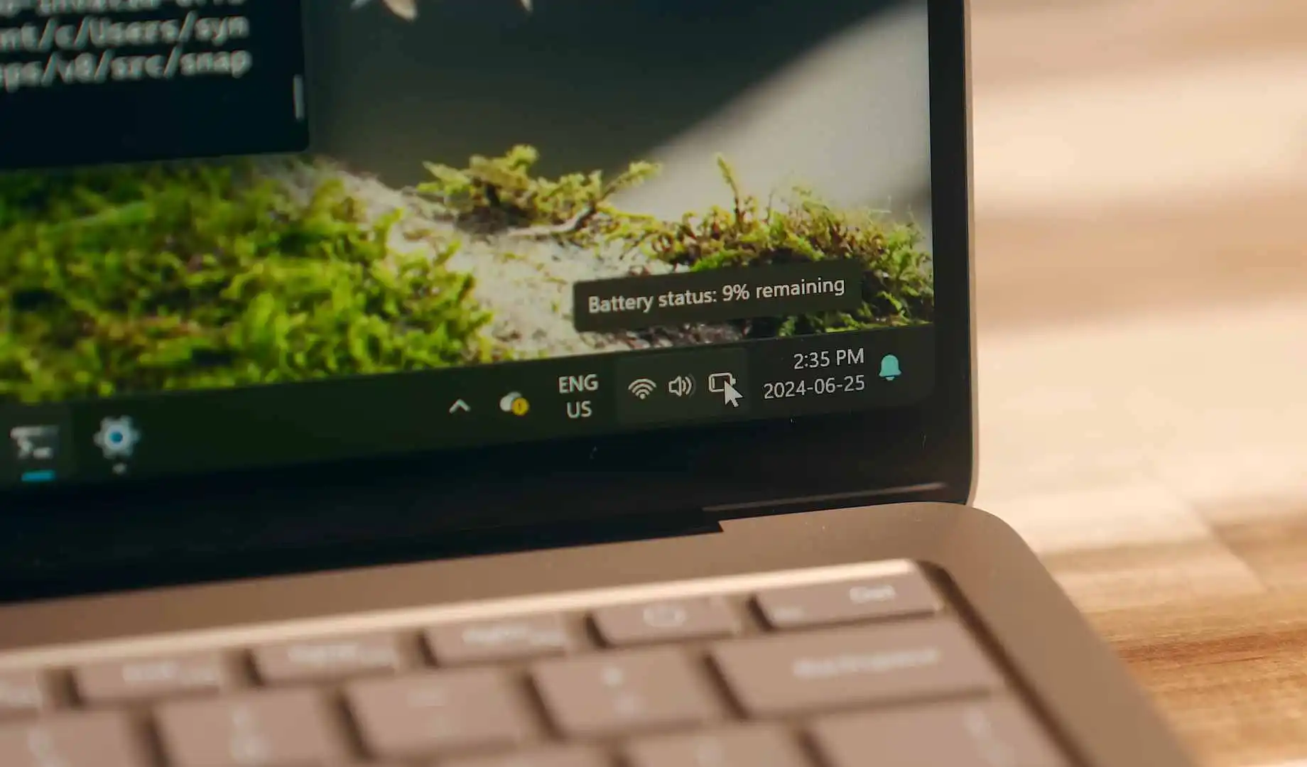 Surface Laptop 7 có thể phát video trong thời gian từ 20-22 giờ