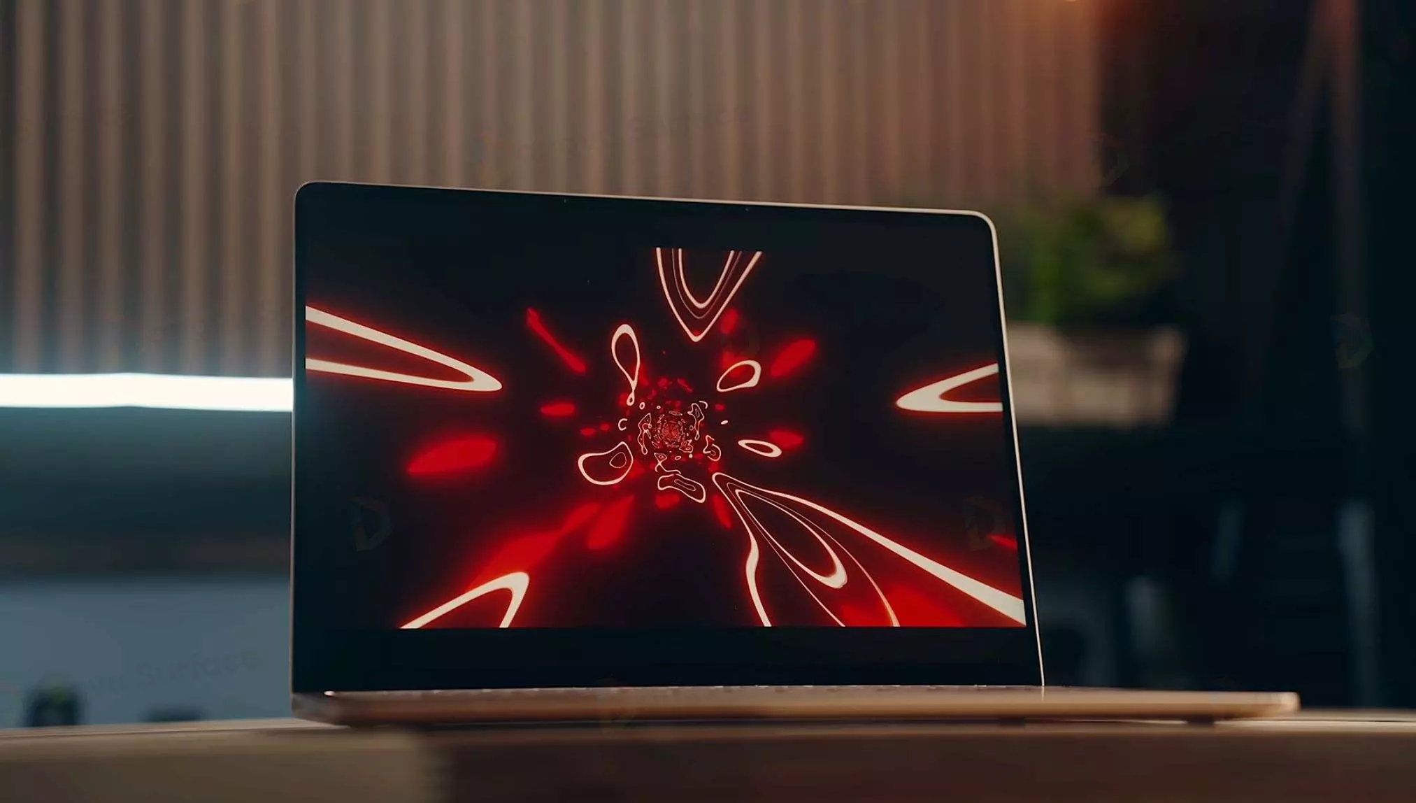 Surface Laptop Gen 7th còn sở hữu tỷ lệ tương phản nổi trội là 1400:1