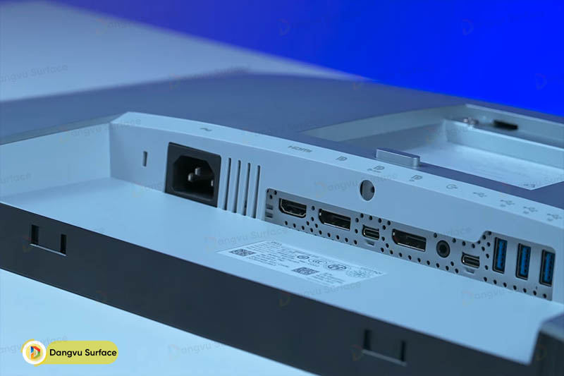 Cổng kết nối của chiếc màn hình