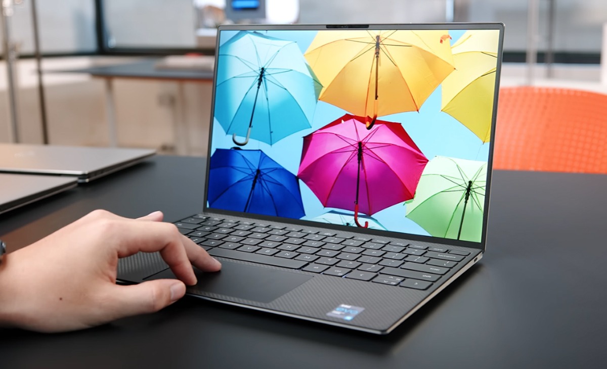 phiên bản cao nhất của chiếc Dell XPS trội hơn so với chiếc Surface Pro 9 về mặt trải nghiệm hình ảnh