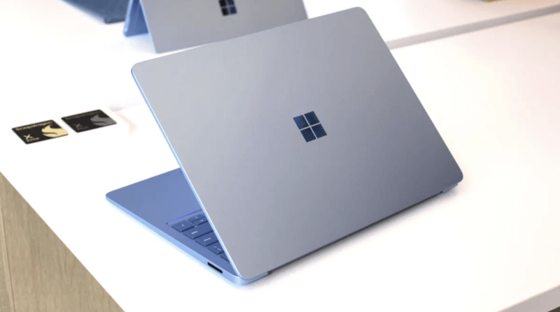 Dòng máy tính Surface Go thiết kế dạng truyền thống của Microsoft