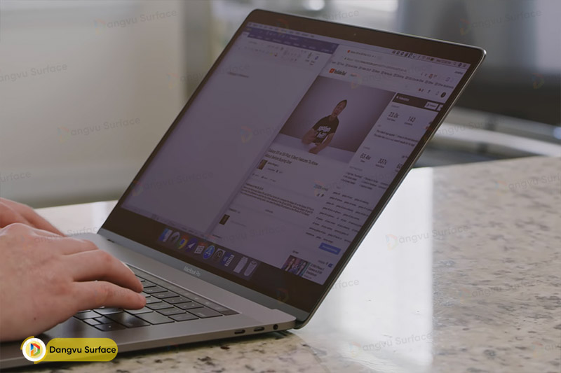 Macbook đáp ứng tốt cho nhu cầu làm việc, học tập và giải trí