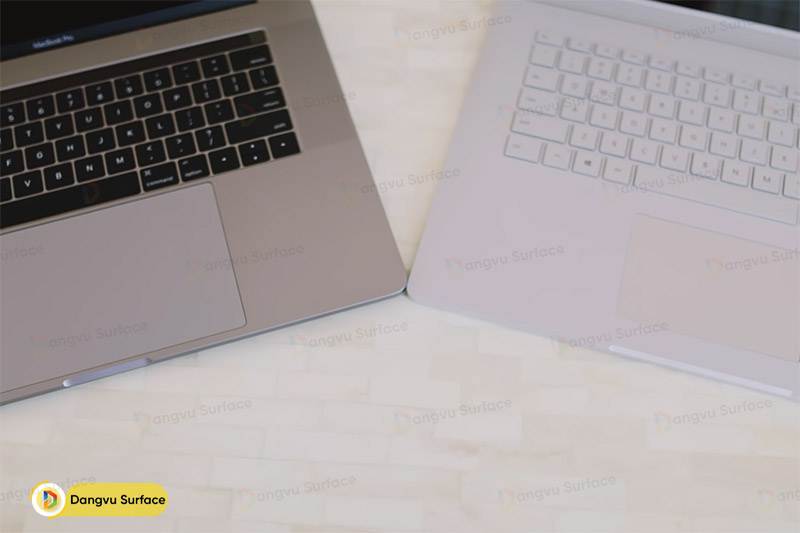 So sánh bàn phím và trackpad của hai dòng máy