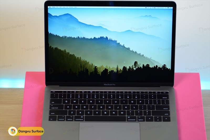 Dòng Macbook Pro sử dụng làm Photoshop thực sự khá ổn