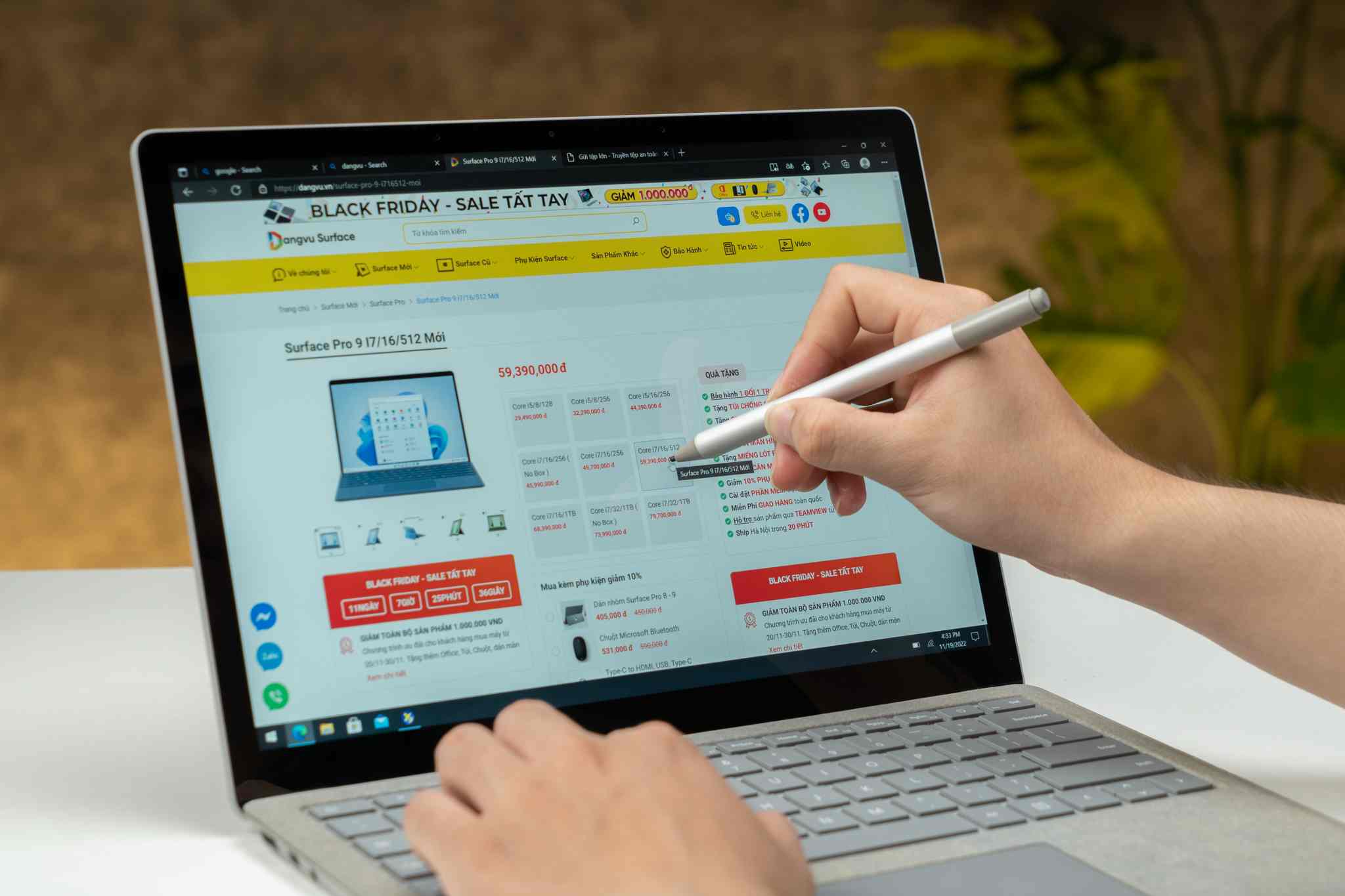 Tính năng cảm ứng cũng được Microsoft trang bị lên máy