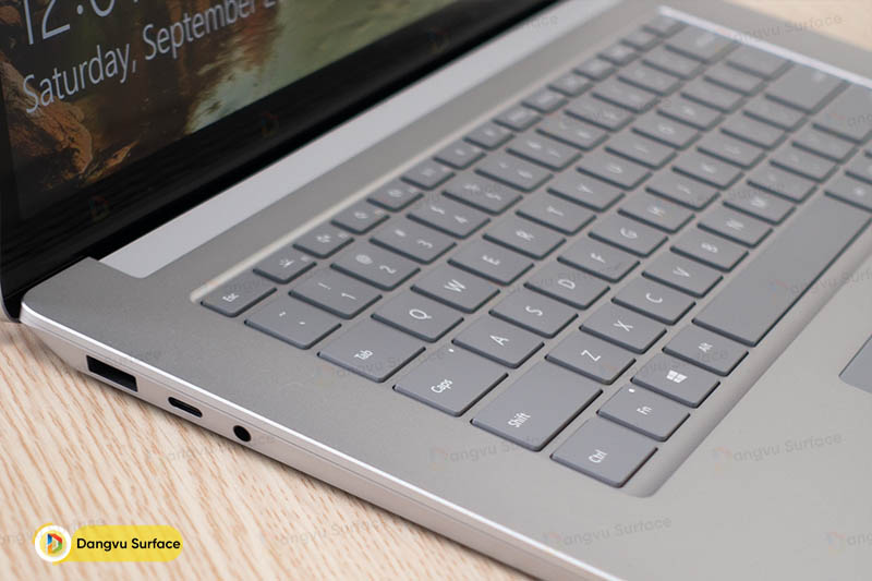 Chúng ta đã phải chờ đợi khá lâu để có một cổng USB type C