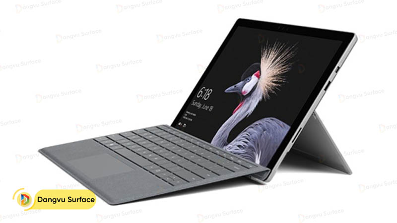 Surface Pro và Windows 10 tạo nên sự thống trị của Microsoft