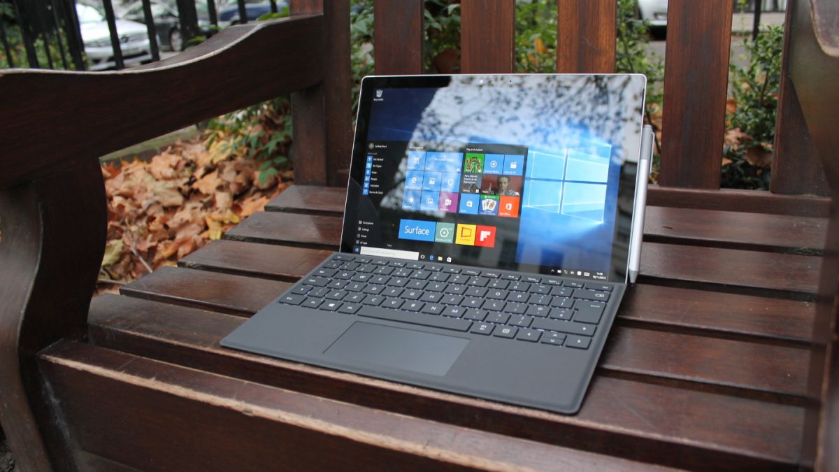 Lỗi rung màn hình khiến cho Surface Pro 4 bị giảm sút doanh thu hẳn