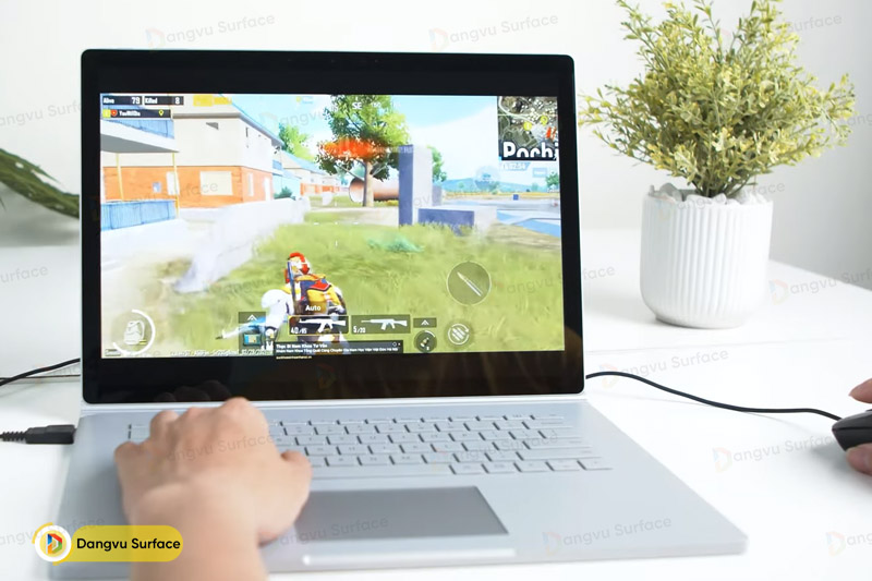 Surface Book 3 vẫn là 1 Flagship trong nhà Surface về cả ngoại hình lẫn nội thất.