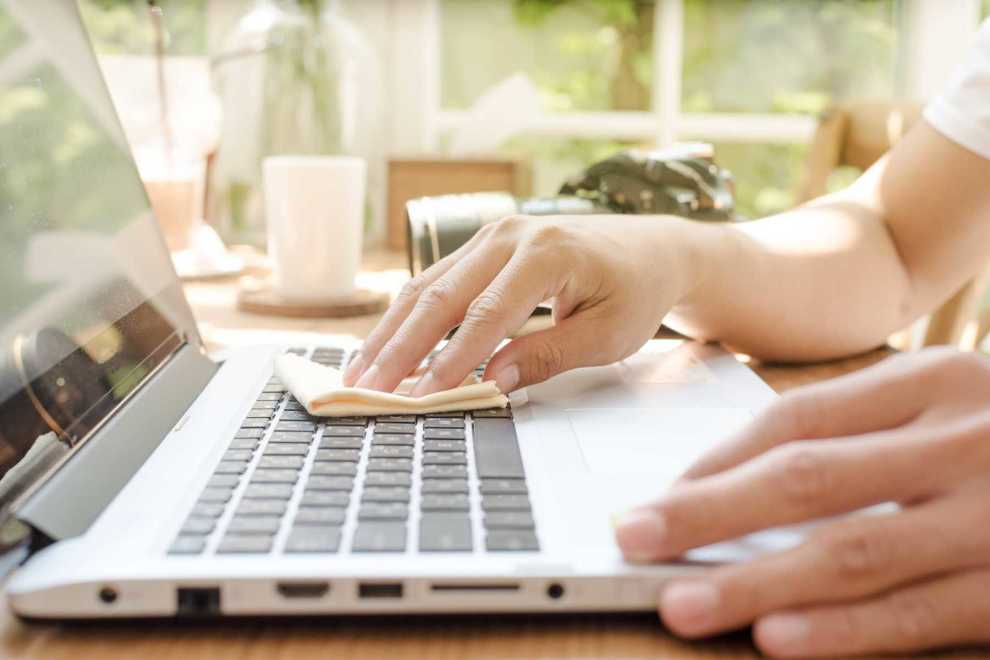 Vệ sinh laptop