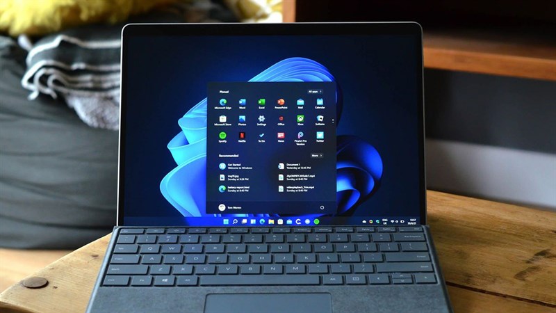 Ngoại trừ tính năng hỗ trợ ứng dụng Android, tất cả các tính năng của Win 11 chính thức đã công bố trước đó sẽ được cập nhật đầy đủ