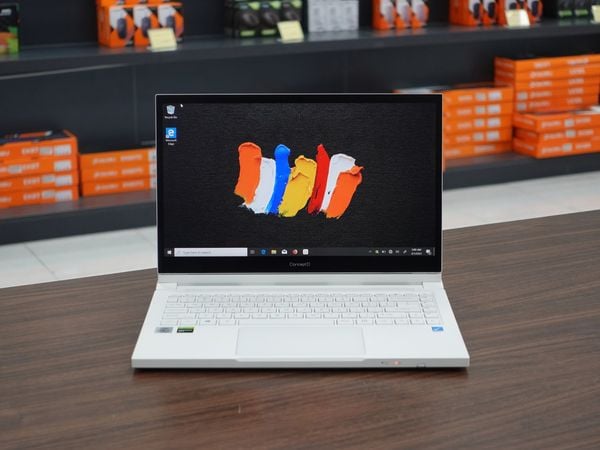 Màn hình Acer ConceptD 3 Ezel