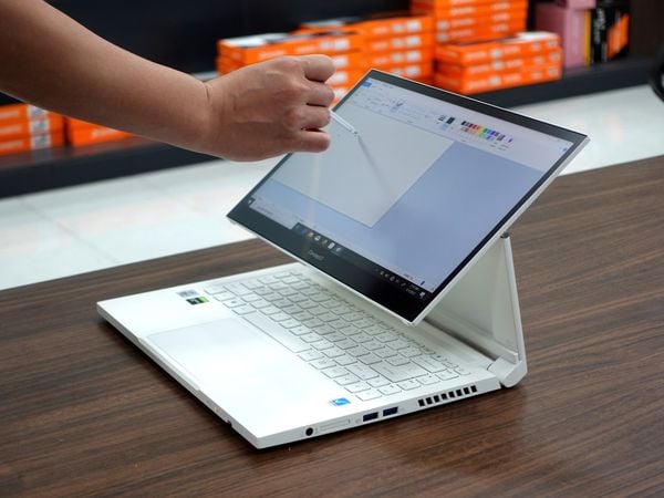 ConceptD 3 Ezel có sẵn bút Active Stylus đi kèm