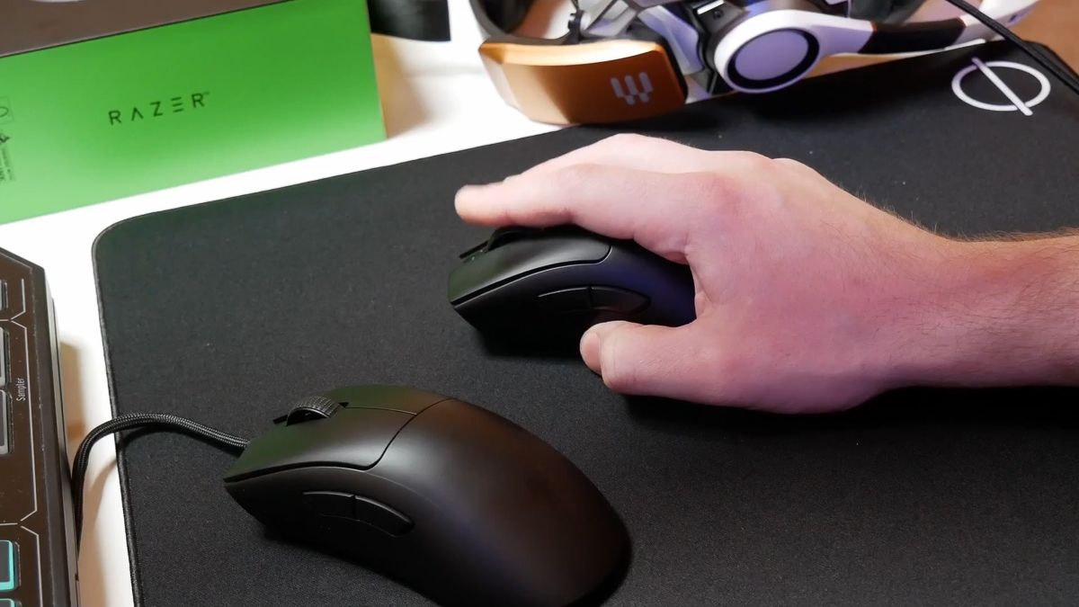 Chuột Gaming sẽ có nhiều điểm khác hơn chuột bình thường