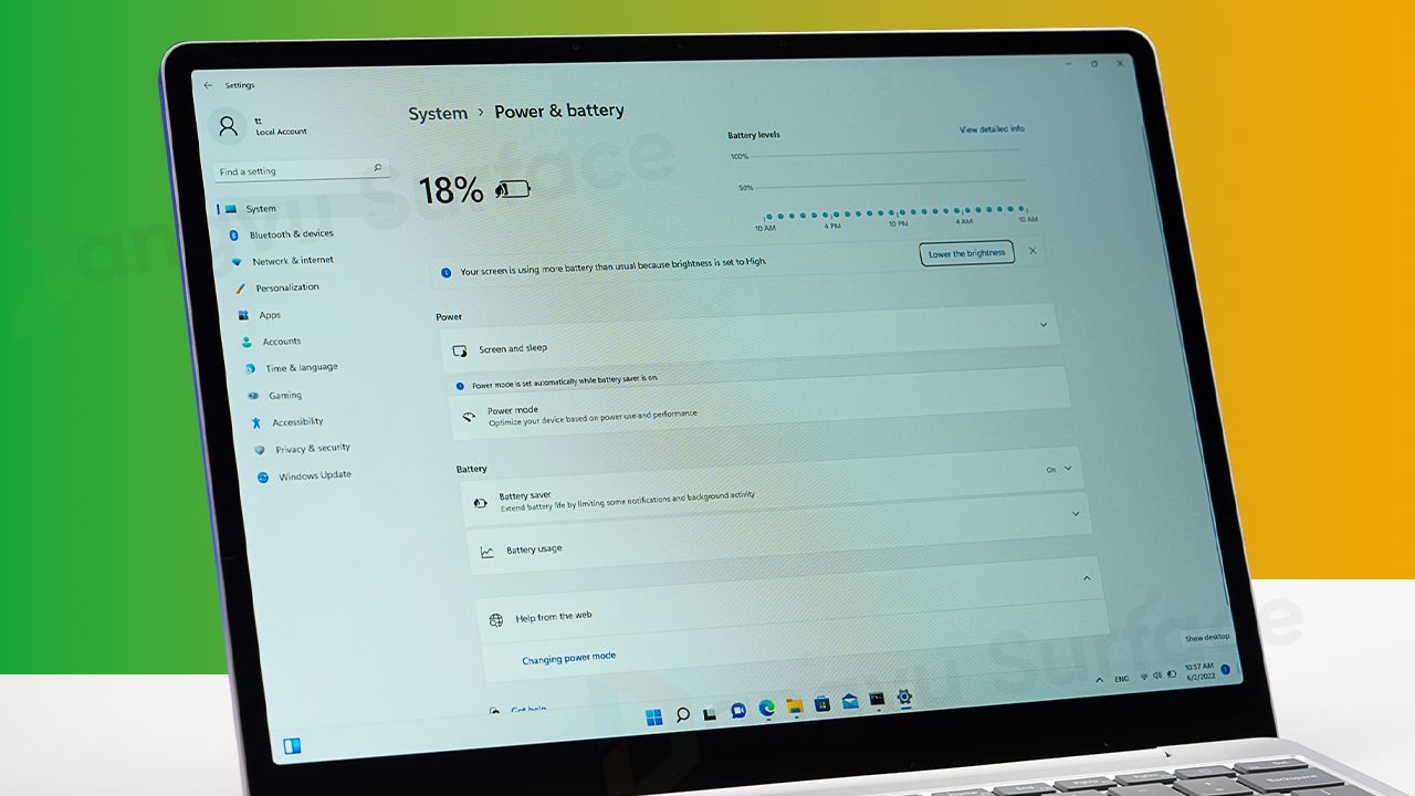 Theo như Microsoft giới thiệu thì thời gian sử dụng pin của Laptop Go 3 có thể kéo dài đến 15 giờ