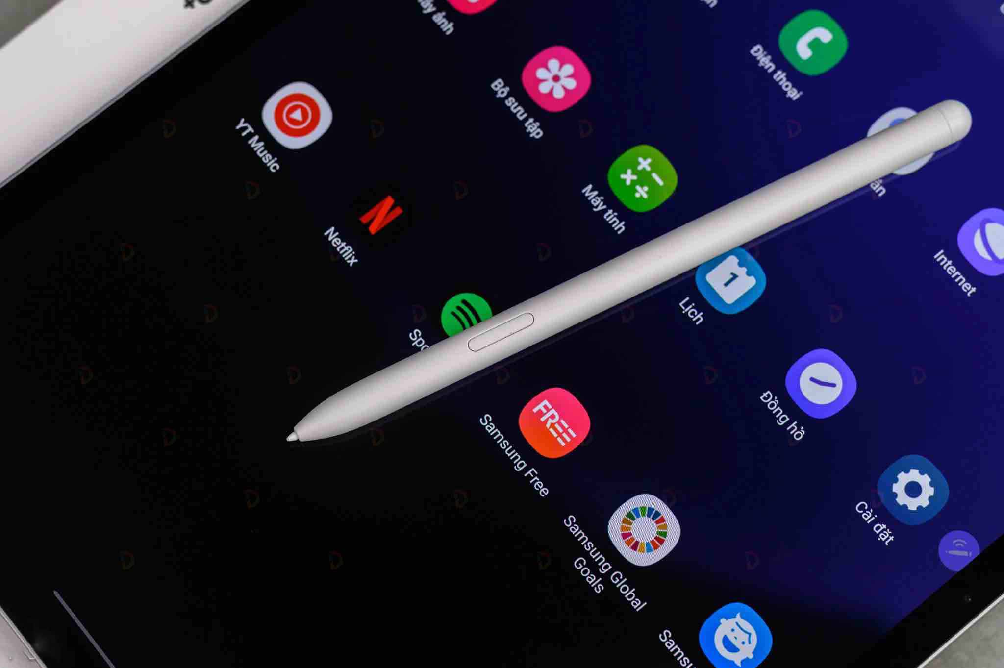 HĐH One UI 5.0 - Android 13 của Tab S9 Ultra thì được cung cấp quyền truy cập vào nhiều ứng dụng download từ Google Play