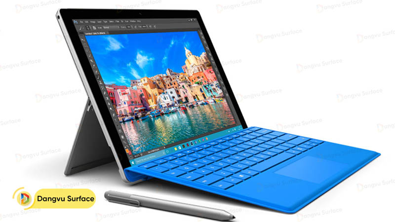 Có khá nhiều phiên bản của Surface phù hợp với mức đầu tư của giáo viên, học sinh