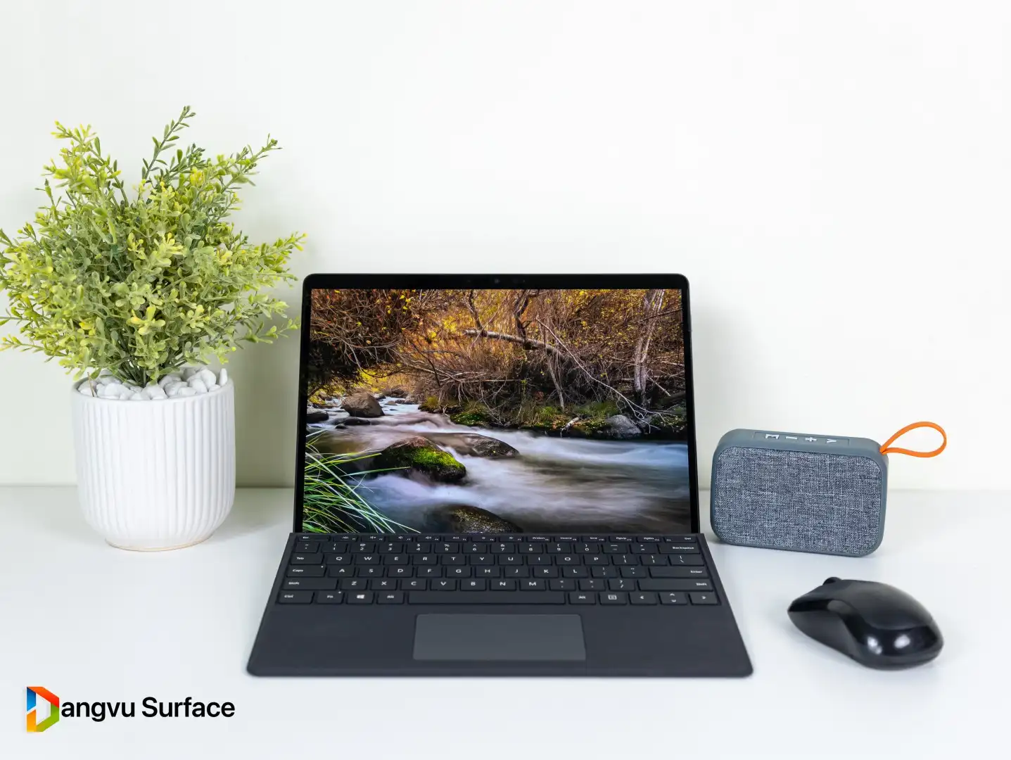 Thời Lượng trung bình của Surface Pro 7 sẽ vào khoảng 6-8 Tiếng