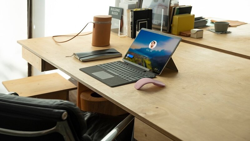 Surface Pro 7 vẫn là sự lựa chọn hoàn hảo trên bàn tiệc