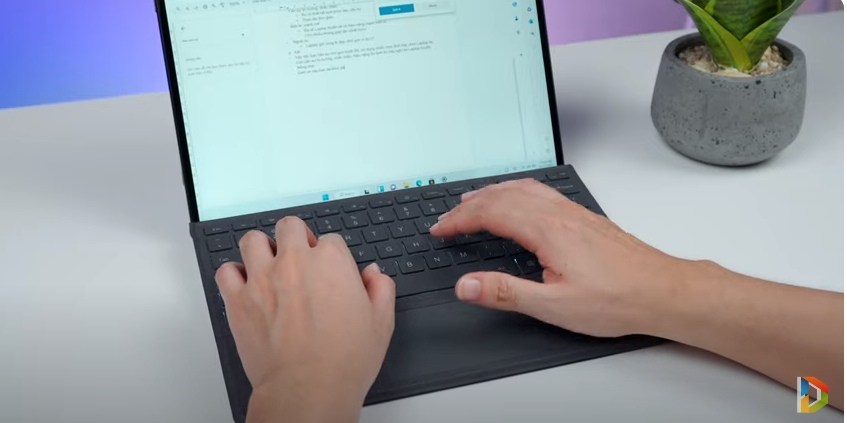 Tốc độ phản hồi và sử dụng gần tương đương so với chính hãng