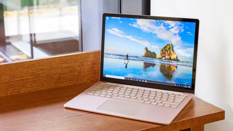 Hãng Microsoft đã cập nhật mẫu máy có kích thước 15 inch của dòng Surface Laptop từ phiên bản thứ 3