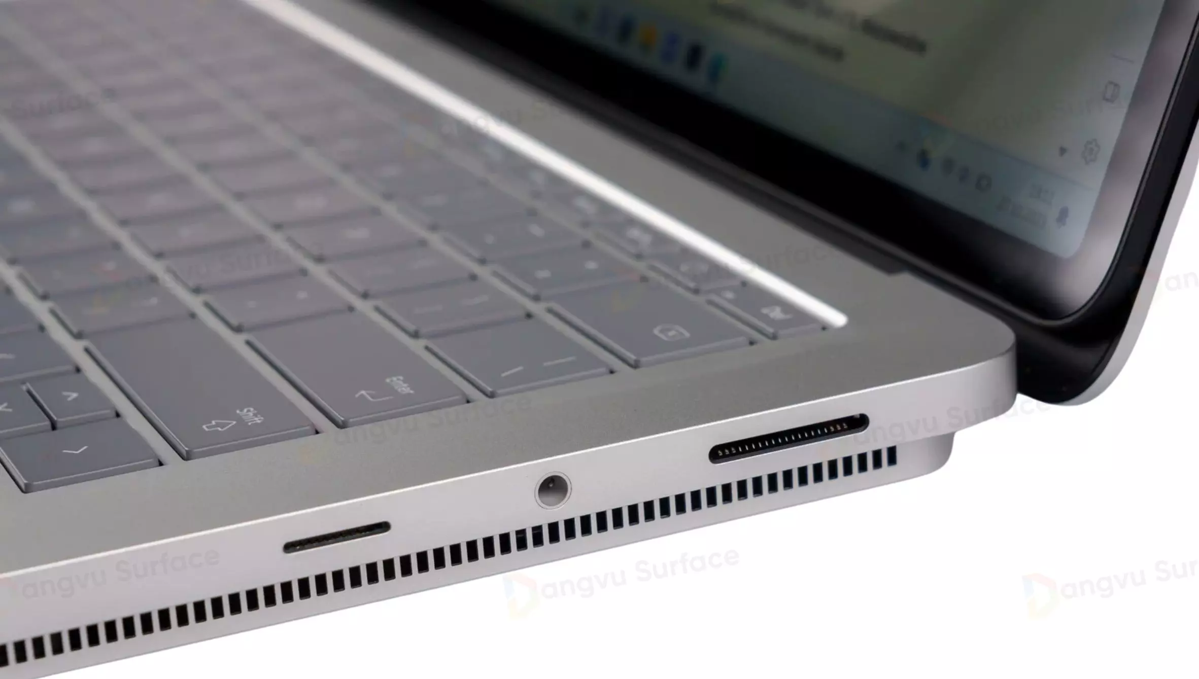 Có thể thêm cổng kết nối