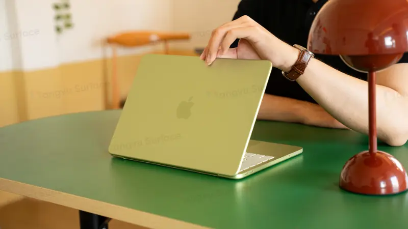 Macbook Neo được thiết kế mỏng nhẹ, tinh tế