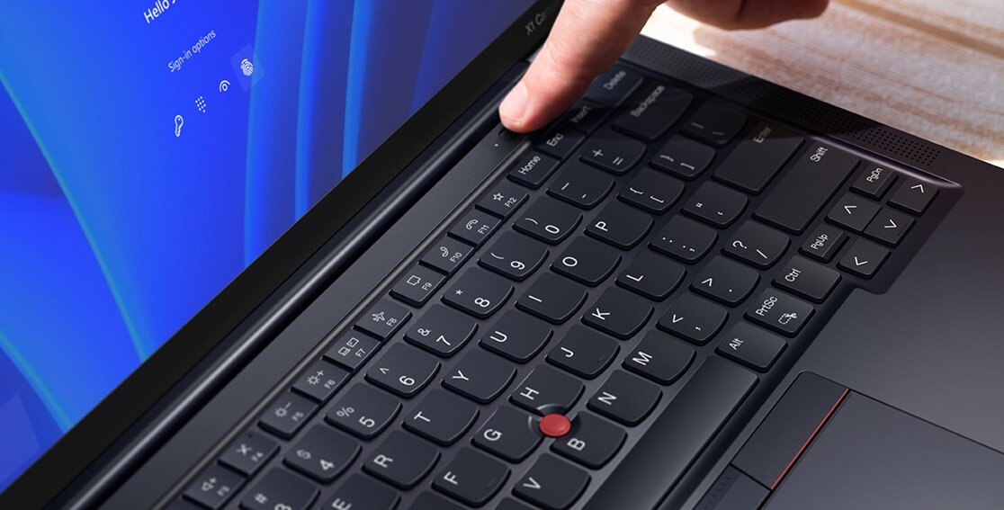 ThinkPad X1 Carbon Gen 11 nút nguồn tích hợp cảm biến vân tay và bàn phím chống tràn cao cấp