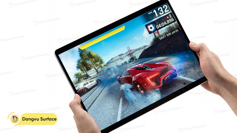 Surface Pro 8 sử dụng Intel Iris Xe Graphics trên các phiên bản Core i5 và Core i7