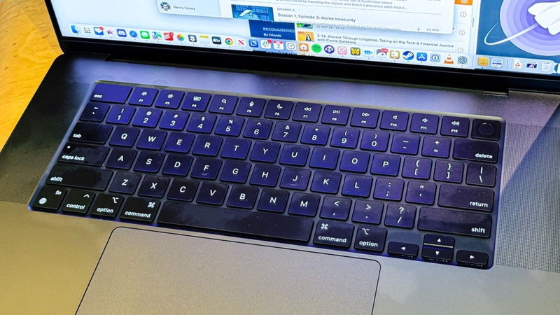 bàn phím Magic Keyboard tiếp tục ghi điểm nhờ cảm giác gõ êm ái