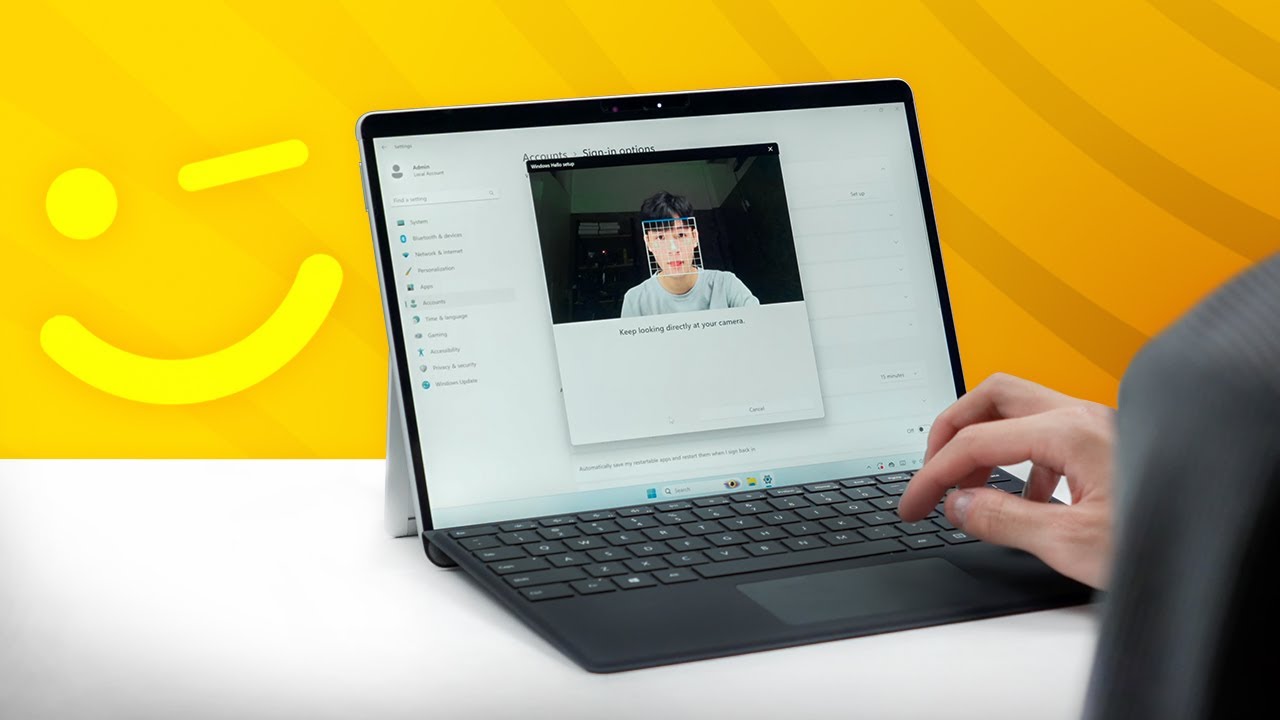 Microsoft còn tích hợp cảm biến hồng ngoại (IR) hỗ trợ Windows Hello