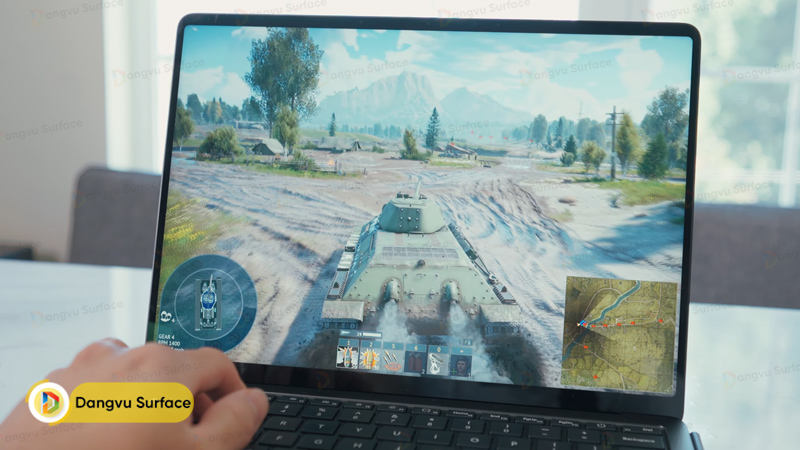 Surface Laptop 8 đáp ứng nhu cầu xả hơi sau giờ làm việc với các tựa game nhẹ
