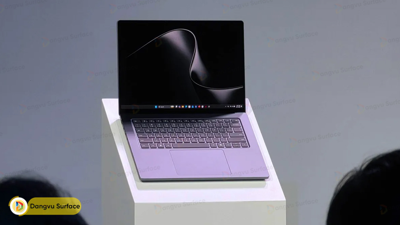 Surface Laptop Ultra Đối thủ nặng ký của MacBook Pro với card đồ họa Nvidia RTX Spark